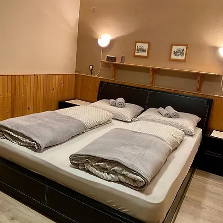 Privat Vavrus * 도노발리